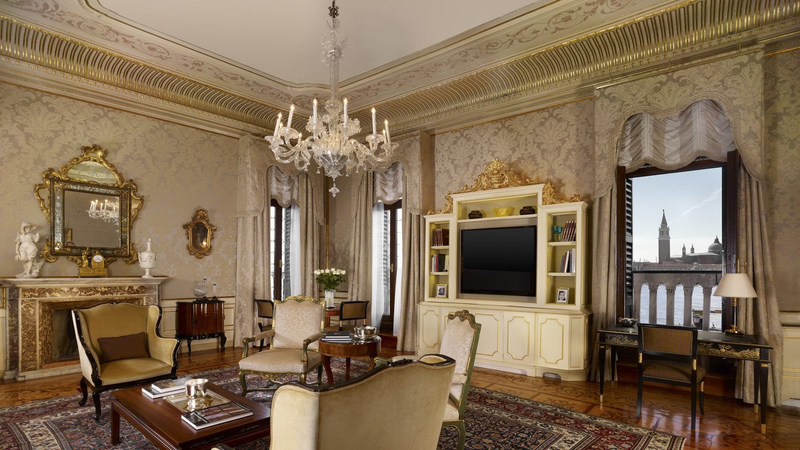 Signature Suite living room with view