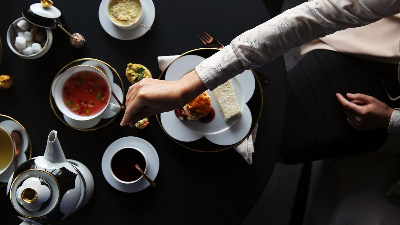 Afternoon tea Bar Dandolo 