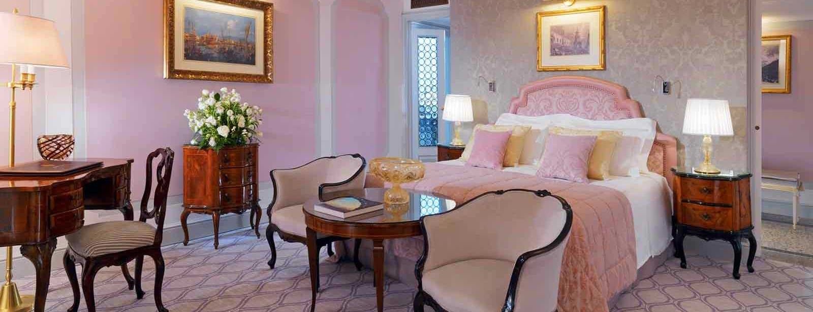 Dandolo suite bedroom